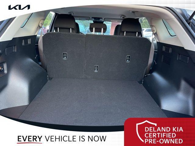 Photo of 2025 Fusion Black Kia Sportage Hybrid