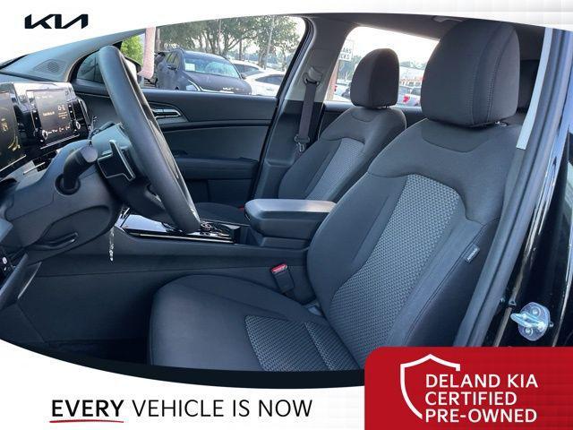 Photo of 2025 Fusion Black Kia Sportage Hybrid