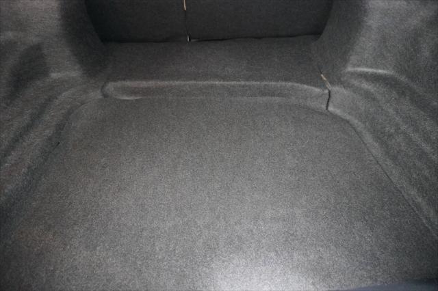 Photo of 2018 Magnetic Metallic Ford Taurus