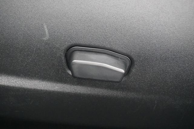 Photo of 2017 White Knuckle Clearcoat Dodge Challenger