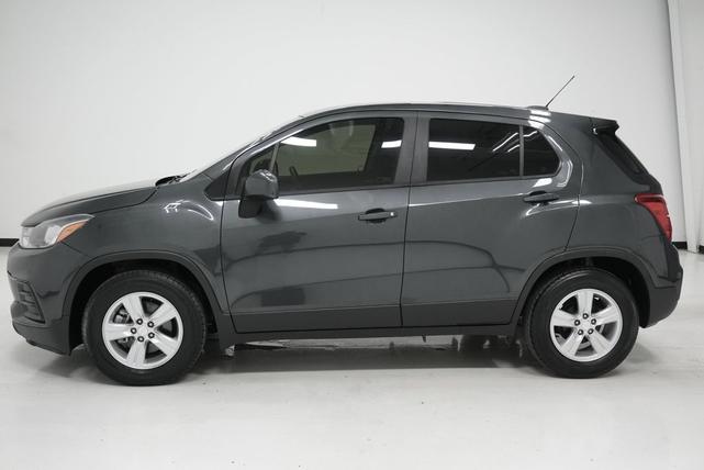 Photo of 2019 Nightfall Gray Metallic Chevrolet Trax