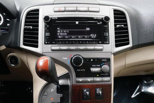 Photo of 2010 Golden Umber Mica Toyota Venza