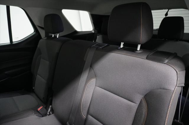 Photo of 2020 Mosaic Black Metallic Chevrolet Traverse