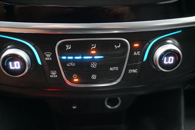 Photo of 2020 Mosaic Black Metallic Chevrolet Traverse