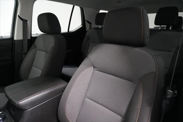 Photo of 2020 Mosaic Black Metallic Chevrolet Traverse