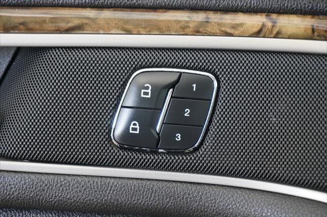 Photo of 2013  Lincoln MKZ