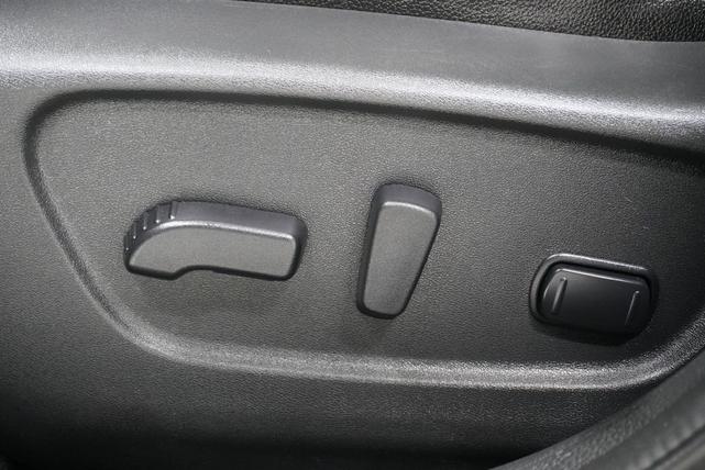 Photo of 2018 Gun Metallic Nissan Rogue