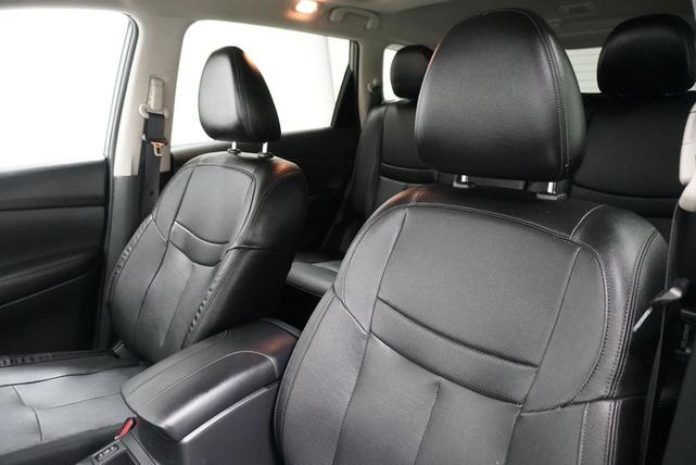 Photo of 2018 Gun Metallic Nissan Rogue
