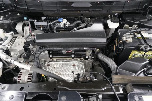 Photo of 2018 Gun Metallic Nissan Rogue