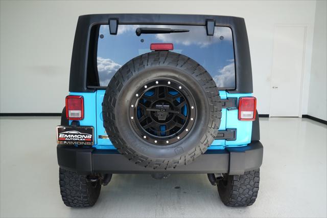Photo of 2017 Chief Clearcoat Jeep Wrangler Unlimited