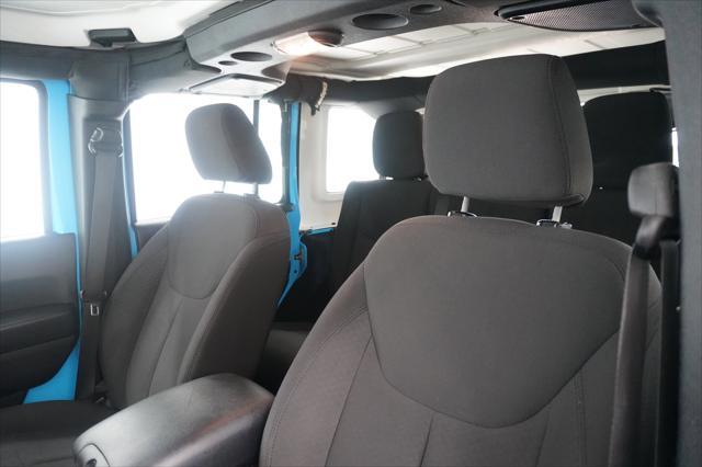 Photo of 2017 Chief Clearcoat Jeep Wrangler Unlimited