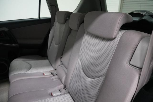Photo of 2008 Classic Silver Metallic Toyota RAV4