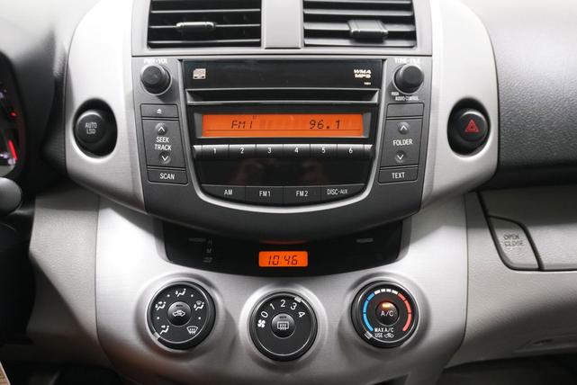 Photo of 2008 Classic Silver Metallic Toyota RAV4