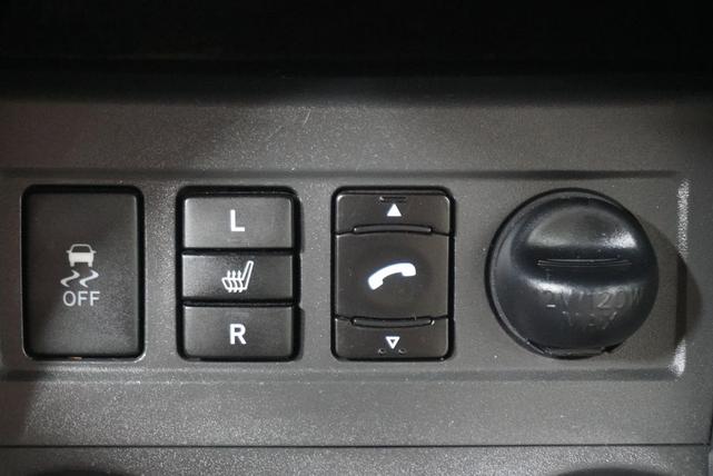 Photo of 2011 Blizzard Pearl Toyota RAV4