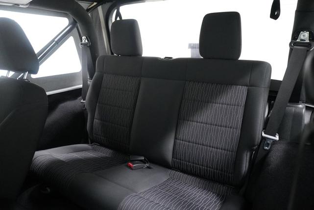 Photo of 2018 Bright White Clearcoat Jeep Wrangler JK