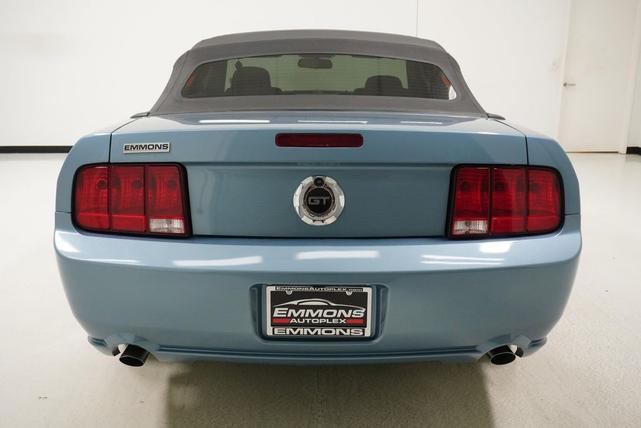 Photo of 2006  Ford Mustang
