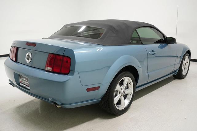 Photo of 2006  Ford Mustang