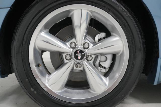 Photo of 2006  Ford Mustang