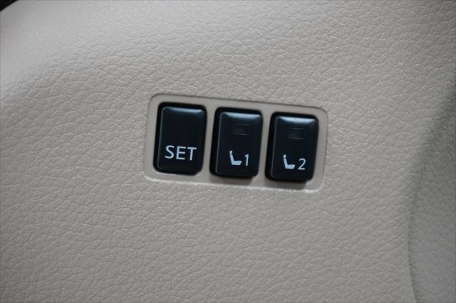 Photo of 2019 Pearl White Tricoat Nissan Rogue