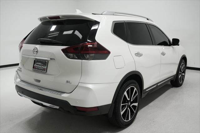 Photo of 2019 Pearl White Tricoat Nissan Rogue