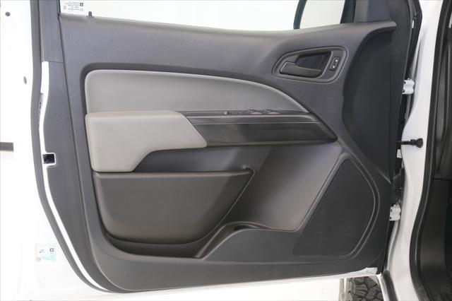 Photo of 2022 Summit White Chevrolet Colorado