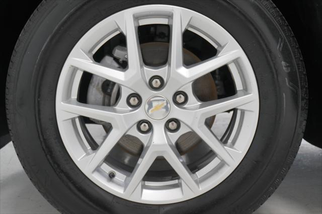 Photo of 2023 Sterling Gray Metallic Chevrolet Equinox