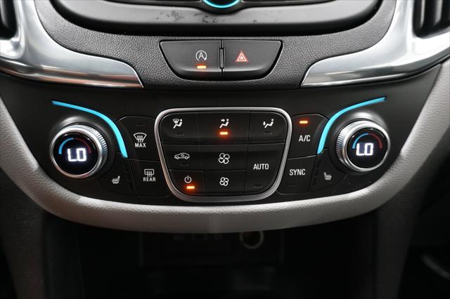 Photo of 2023 Sterling Gray Metallic Chevrolet Equinox