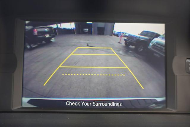 Photo of 2016 White Diamond Pearl Honda Odyssey
