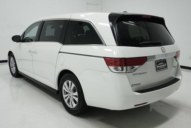 Photo of 2016 White Diamond Pearl Honda Odyssey