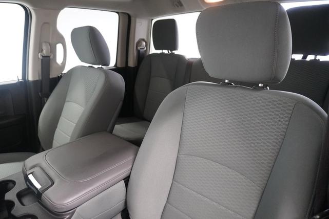 Photo of 2017 Bright White Clearcoat RAM 1500