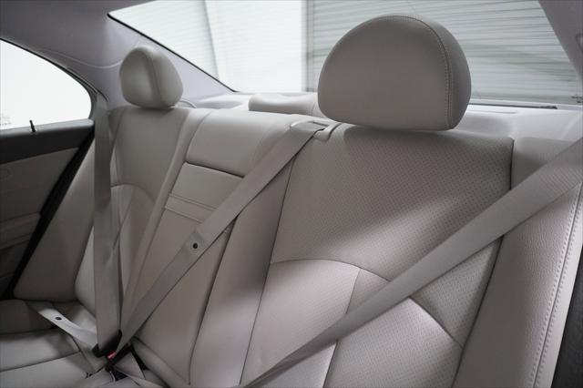 Photo of 2009 Iridium Silver Metallic Mercedes-Benz E-Class