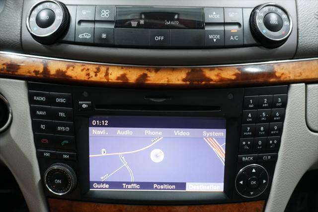 Photo of 2009 Iridium Silver Metallic Mercedes-Benz E-Class