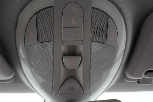Photo of 2009 Iridium Silver Metallic Mercedes-Benz E-Class