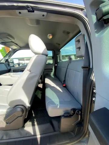 Photo of 2016 Magnetic Metallic Ford F-250