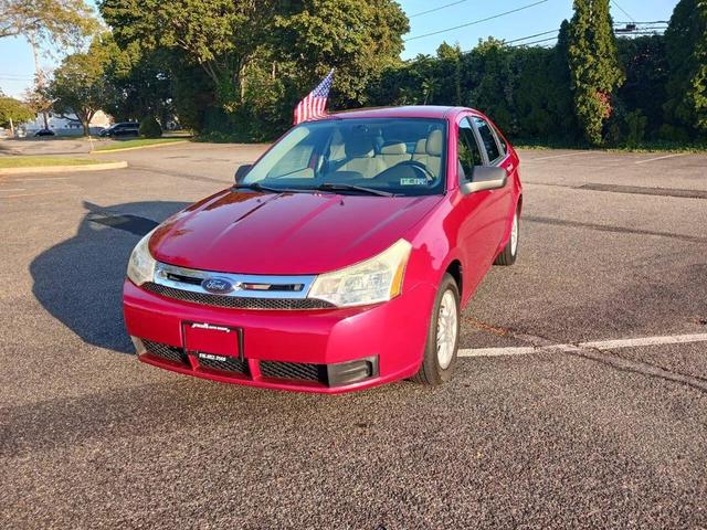 Photo of 2009 Red Ford Focus