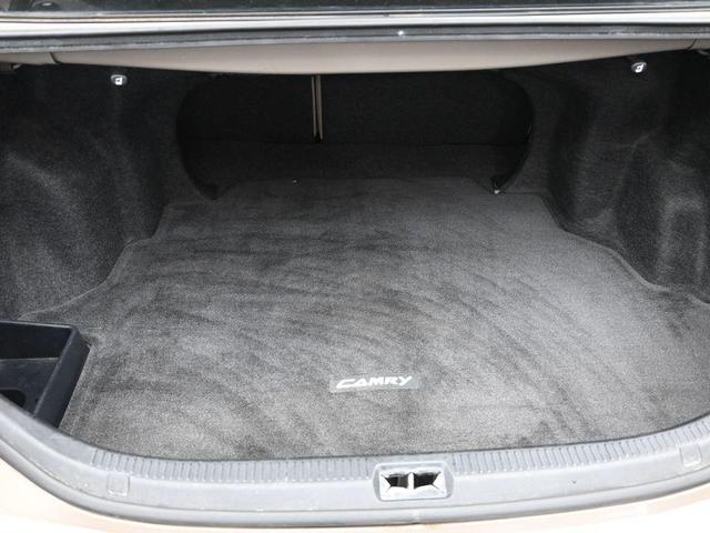Photo of 2007 Beige Toyota Camry