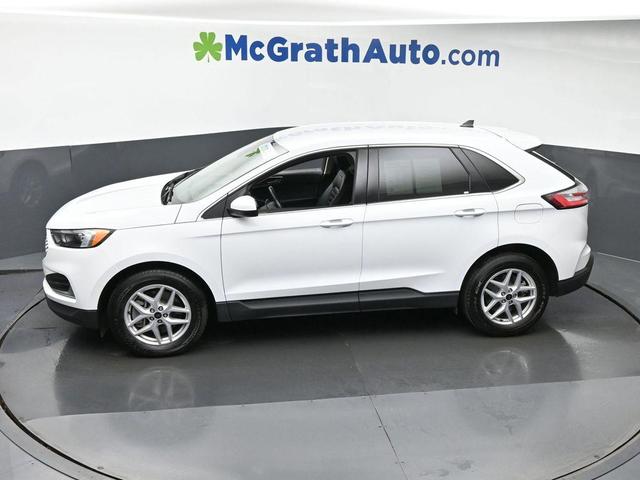 Photo of 2024 Oxford White Ford Edge