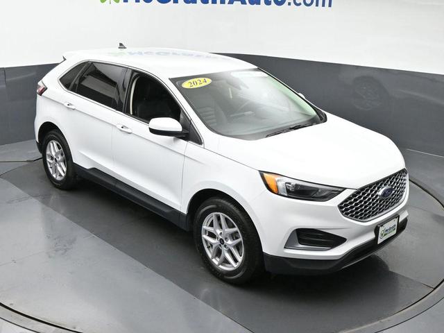 Photo of 2024 Oxford White Ford Edge