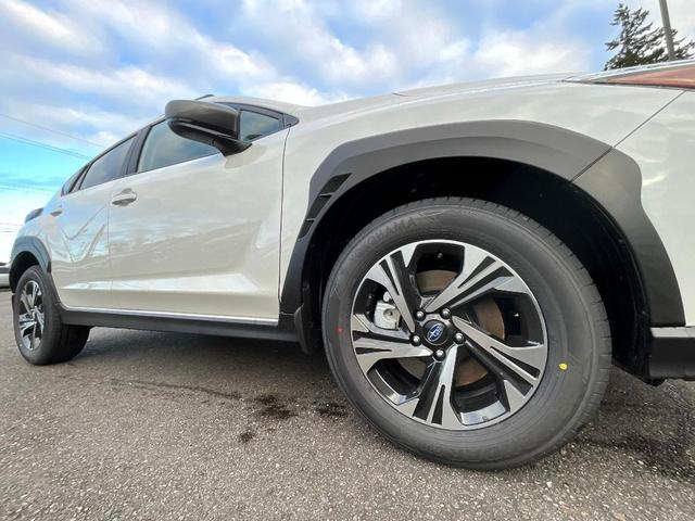 Photo of 2025 Crystal White Pearl Subaru Crosstrek