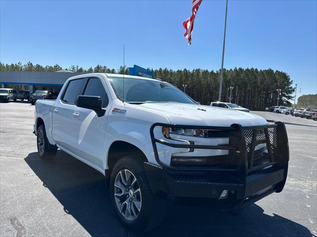Photo of 2021 SUMMIT WHI Chevrolet Silverado 1500
