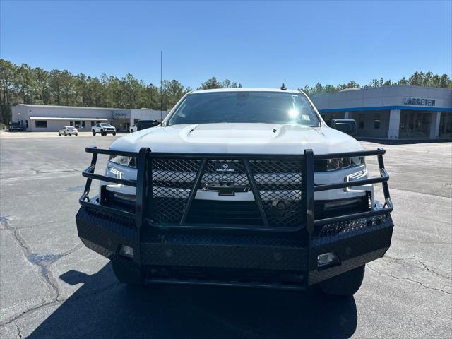 Photo of 2021 SUMMIT WHI Chevrolet Silverado 1500