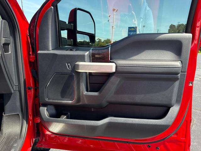 Photo of 2022 Race Red Ford F-350