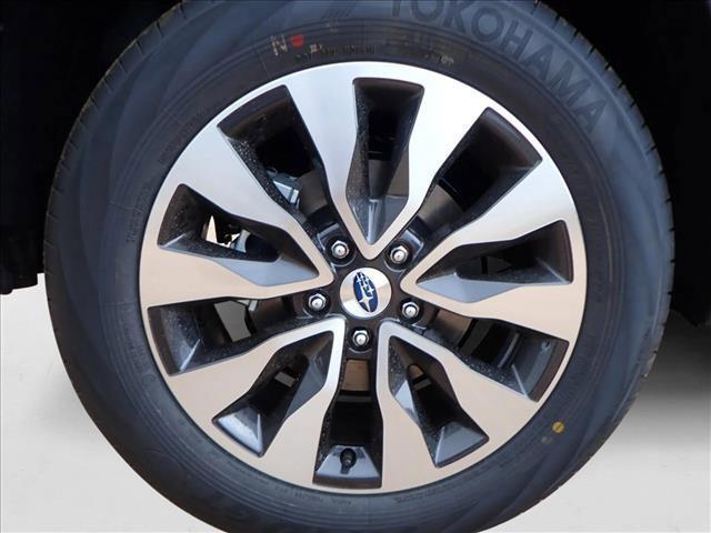 Photo of 2025 Magnetite Gray Metallic/Crystal Black Silica Subaru Outback