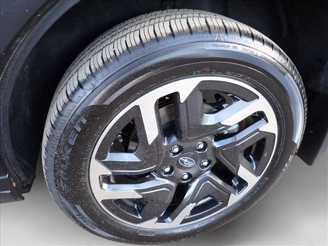 Photo of 2025 Ice Silver Metallic Subaru Forester