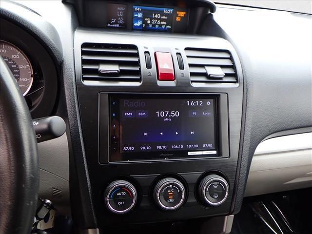 Photo of 2017 Satin White Pearl Subaru Forester