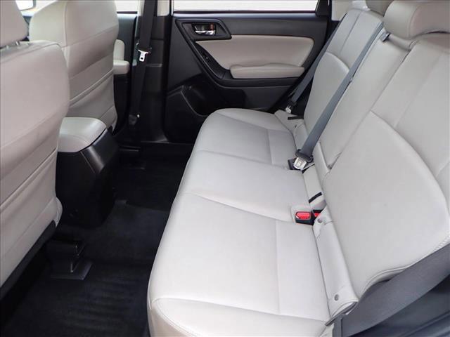 Photo of 2017 Satin White Pearl Subaru Forester