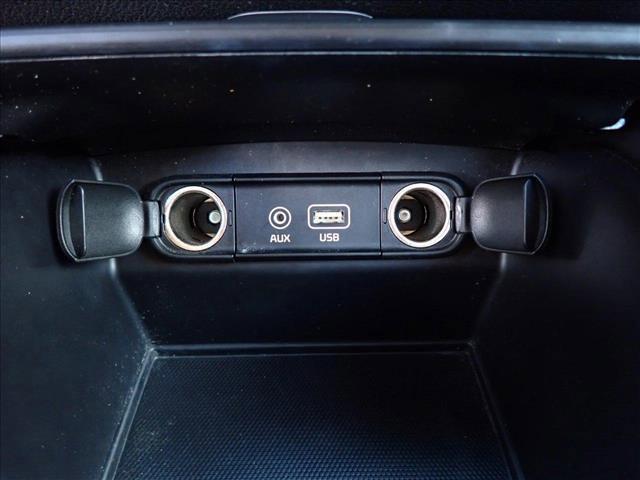 Photo of 2018 Snow White Pearl Kia Sorento
