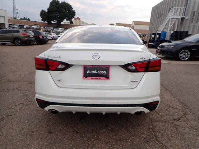Photo of 2019 Pearl White Tricoat Nissan Altima