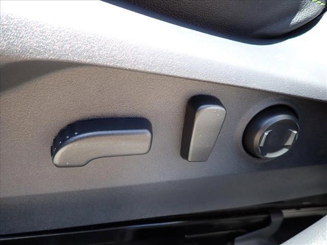 Photo of 2024 Ice Silver Metallic Subaru Outback