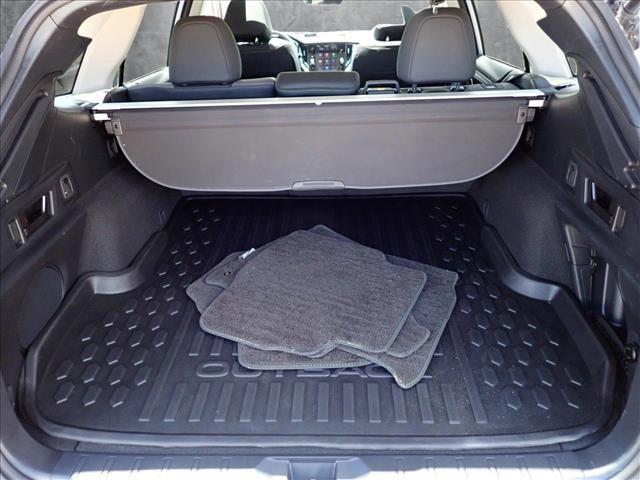 Photo of 2024 Ice Silver Metallic Subaru Outback